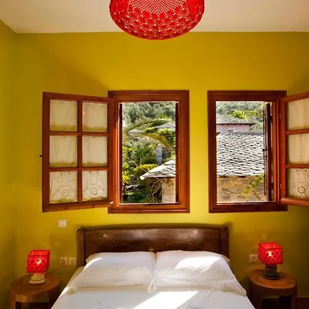 Bed & Breakfast Victoria's Damouchari