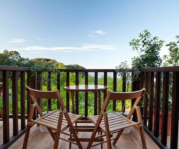 Victoria's Bed & Breakfast Damouchari