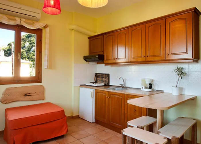 Bed & Breakfast Victoria's 3*