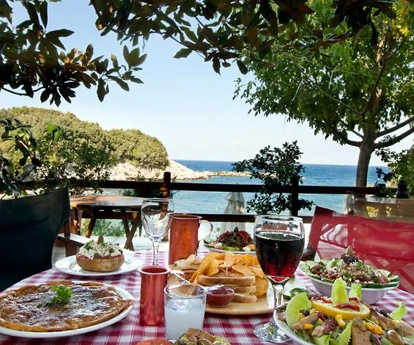 Victoria's Bed & Breakfast 3*